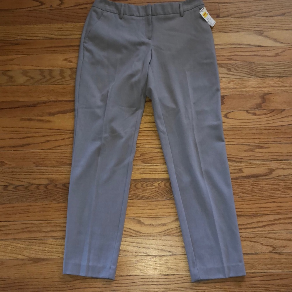Apartment 9 dress pants  size 4 new with tags.